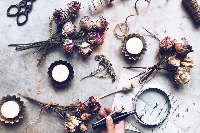 dried flowers flatlay.jpg