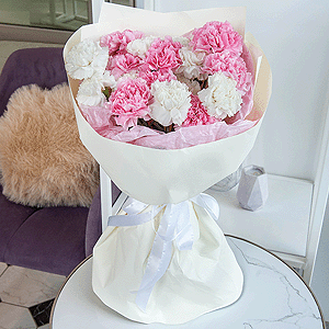 Букет из 19 гвоздик
