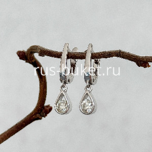 Серьги-капли с бриллиантами
