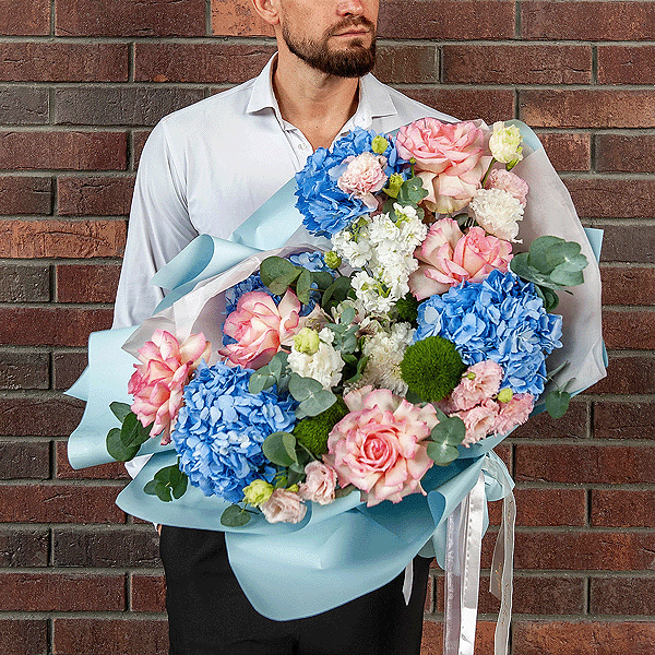 Sky's Embrace with delivery Yaroslavl