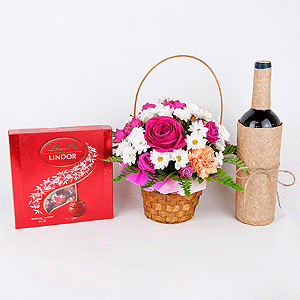 Gift set with sweets and non-alcoholic wine with delivery Yaroslavl