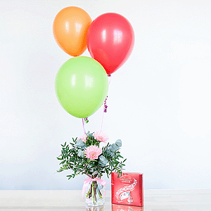 Gift set "Gerberas, sweets and balloons" with delivery Yaroslavl