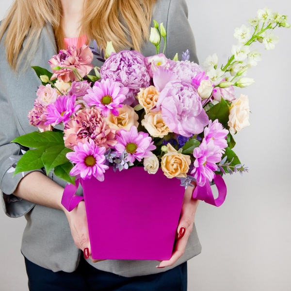 White Delphinium - 2, Spray rose: white, cream, light pink 50 cm - 6, Pink carnation - 5, Pink Lisianthus (Eustoma) - 5, Peony pink - 4, Bacardi Pink Spray Chrysanthemum - 2, Round flower box small , Oasis, Salal, Eucalyptus parvifolia (1 pc.)