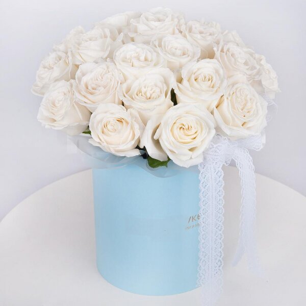 White rose 50 cm - 27, Round flower box small , Oasis, Wrapping Paper
