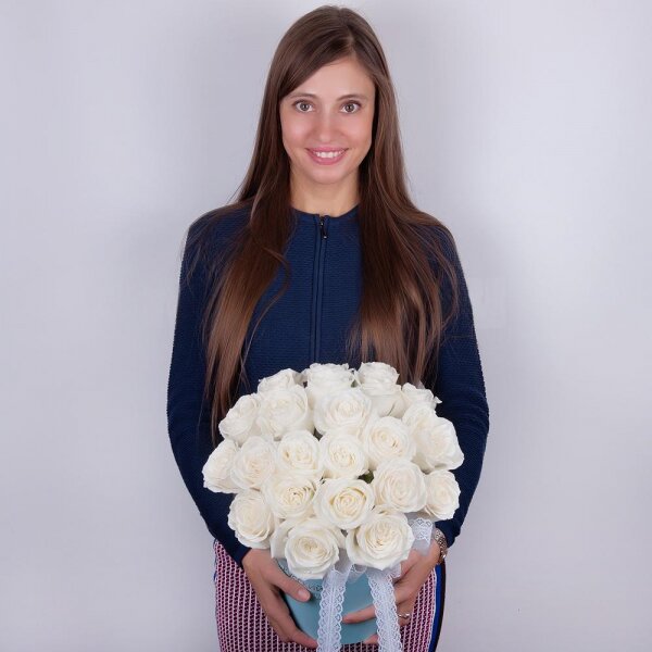 White rose 50 cm - 27, Round flower box small , Oasis, Wrapping Paper