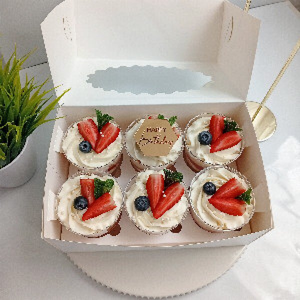 Berry Vernissage Trifles