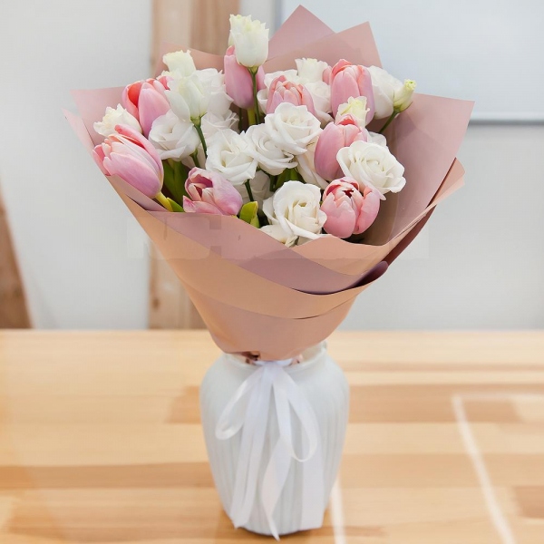 Pink tulip - 13, lisianthus - 4, Wrapping Paper, Ribbon