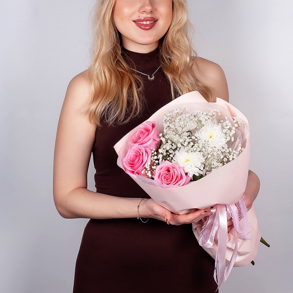 Rose Pink 50 cm Ecuador (Chelo, Hermosa, Novia, Titanik, Engagement, Pink Mondiale) - 3, Gypsophila - 3, Baltica White Spray Chrysanthemum - 1, Wrapping Paper