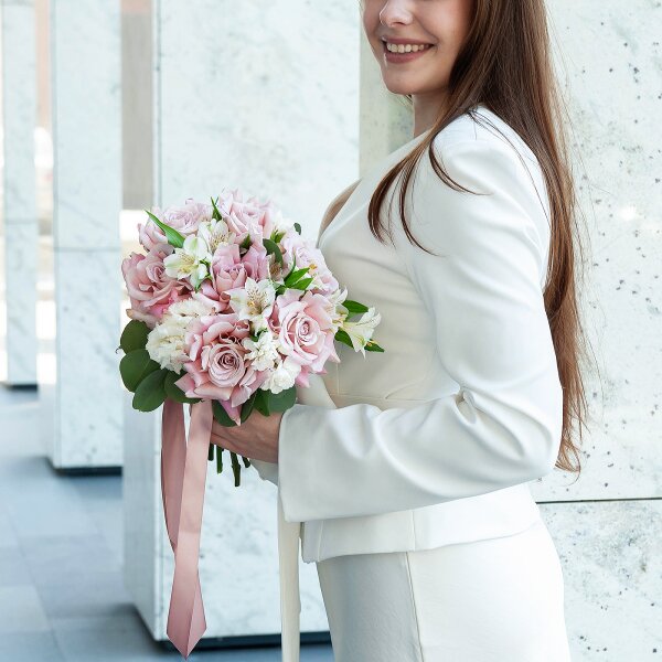 Rose Pink 50 cm Ecuador (Chelo, Hermosa, Novia, Titanik, Engagement, Pink Mondiale) - 9, Alstromeria white, soft pink - 7, lisianthus - 2, White spray carnation - 6, Eucalyptus populus (1 pc.), Ribbon