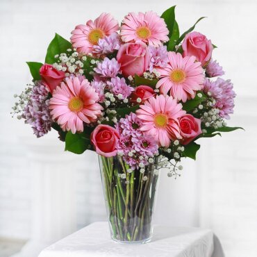 Pink rose 50 cm - 6, Gerbera daisies - 5, Pink spray chrysanthemum 'Katinka' - 5, Gypsophila - 3, Salal, Felt, Ribbon