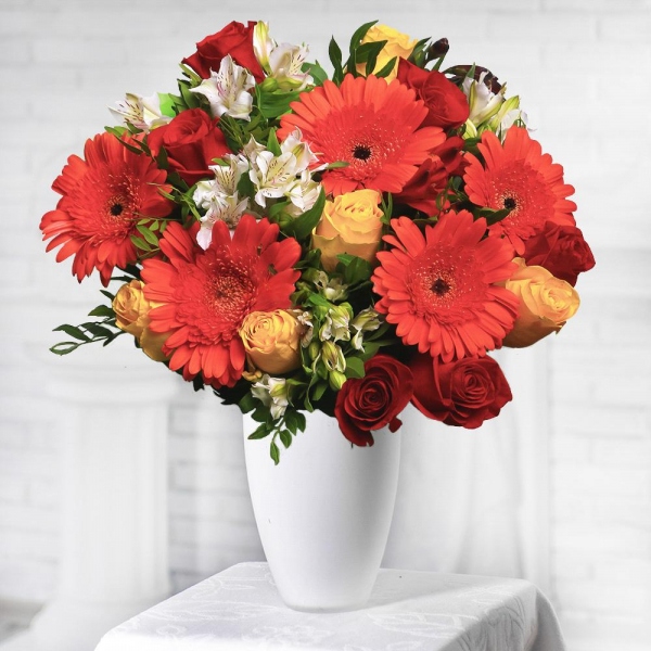 Pink rose 50 cm - 9, Red rose 50 cm - 9, Alstromeria white, soft pink - 5, Gerbera daisies - 9, Alstromeria Red, Bright Pink - 4, Pistachio, Felt, Ribbon