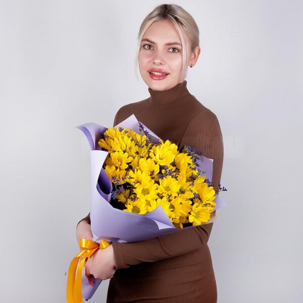 Bacardi Yellow Spray Chrysanthemum - 9, Limonium (1 pc.), Wrapping Paper