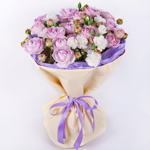 Peony sprayrose - 7, Alstromeria white, soft pink - 8, Wrapping Paper, Ribbon