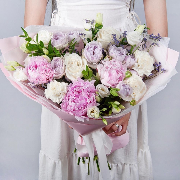 Peony pink - 3, Spray peony rose Lavander, 50 cm - 3, lisianthus - 2, Carnation white, cream - 4, White rose 50 cm - 4, Limonium (1 pc.), Pistachio, Wrapping Paper