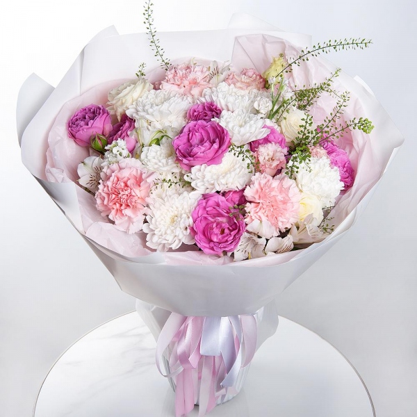 Spray peony rose Misty Bubbles, 50 cm - 3, Baltica White Spray Chrysanthemum - 5, White Matthiola - 2, Pink Lisianthus (Eustoma) - 2, Alstromeria white, soft pink - 5, White rose 50 cm - 6, Pink carnation - 6, Green bell (1 pc.), Wrapping Paper
