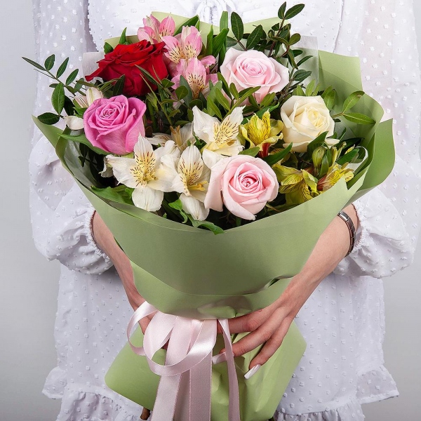 Red rose 50 cm - 1, White rose 50 cm - 1, Pink rose 50 cm - 3, Alstromeria white, soft pink - 3, Alstromeria Yellow, Orange - 2, Pistachio, Wrapping Paper